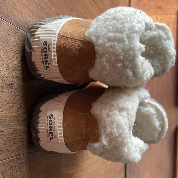 Sorel Youth Out N’ About Conquest Winter Boots - Picture 4 of 7